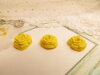 Bouton rose de 10mm jaune