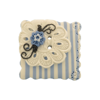 Bouton gros carré cannelé Shabby chic bleu