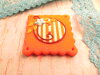 Bouton gros carré cannelé Shabby chic orange