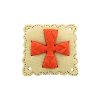 Bouton carré beige croix rouge