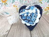 Bouton gros coeur marine et petit motif bleu