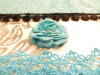 Bouton rose de 27mm marbré turquoise