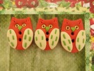 Bouton hibou rouge