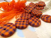 Bouton rond motif tarten orange violet